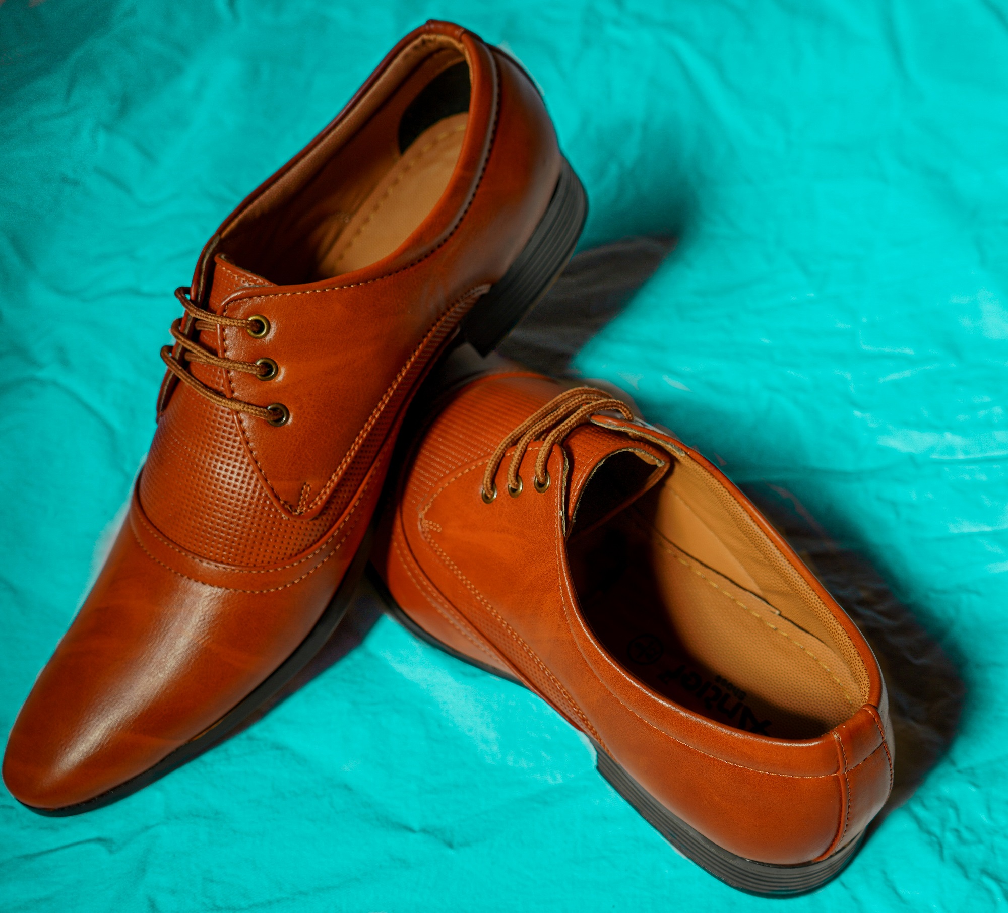 Step Up Your Style with Conzuri: Elevate Your Look and Confidence